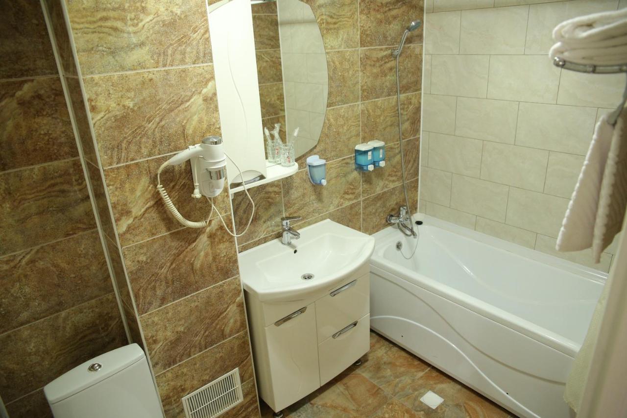 Sweet Home Hotel Atyrau Exterior photo