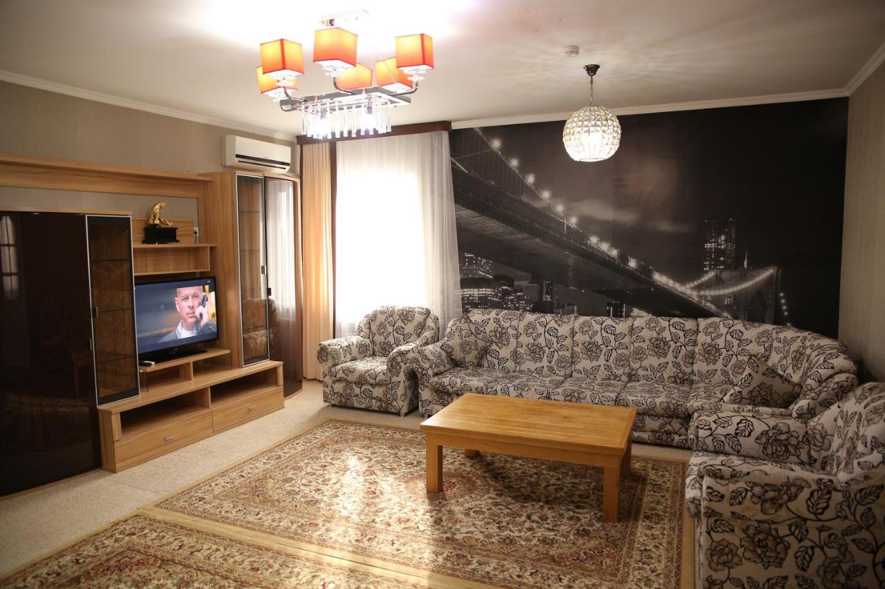 Sweet Home Hotel Atyrau Exterior photo
